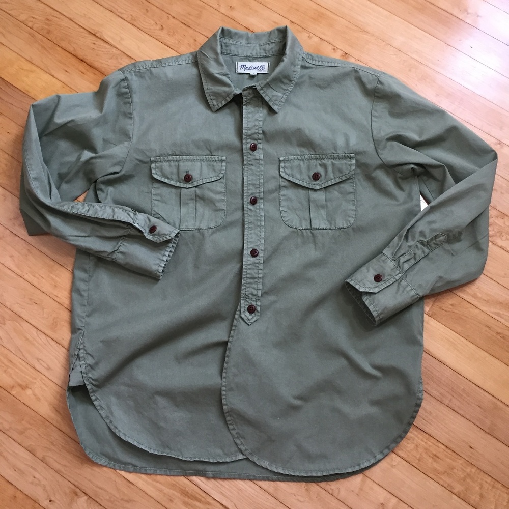 army green 100% cotton button down shirt S